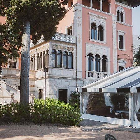 Hotel Villa Fiordaliso Gardone Riviera Exterior photo